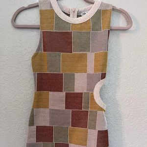 Mini Dress with cutout